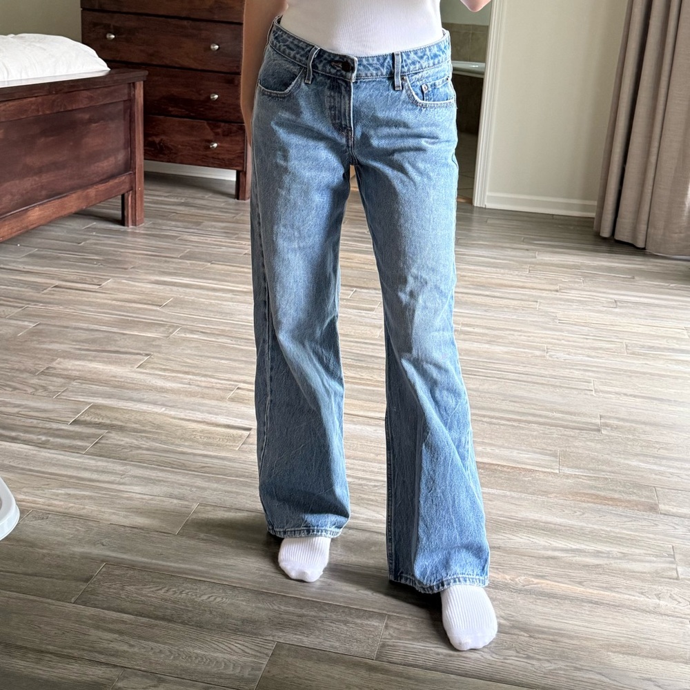 Levi’s Low Loose jeans in good grades